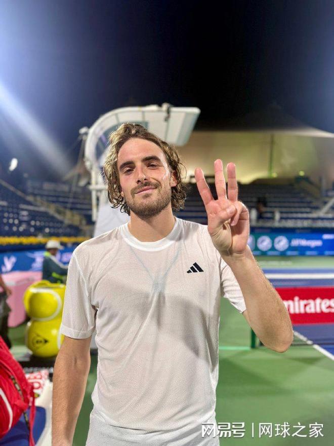 开云APP-包含日本网球队强势意大利网球队，西西帕斯送出助攻的词条