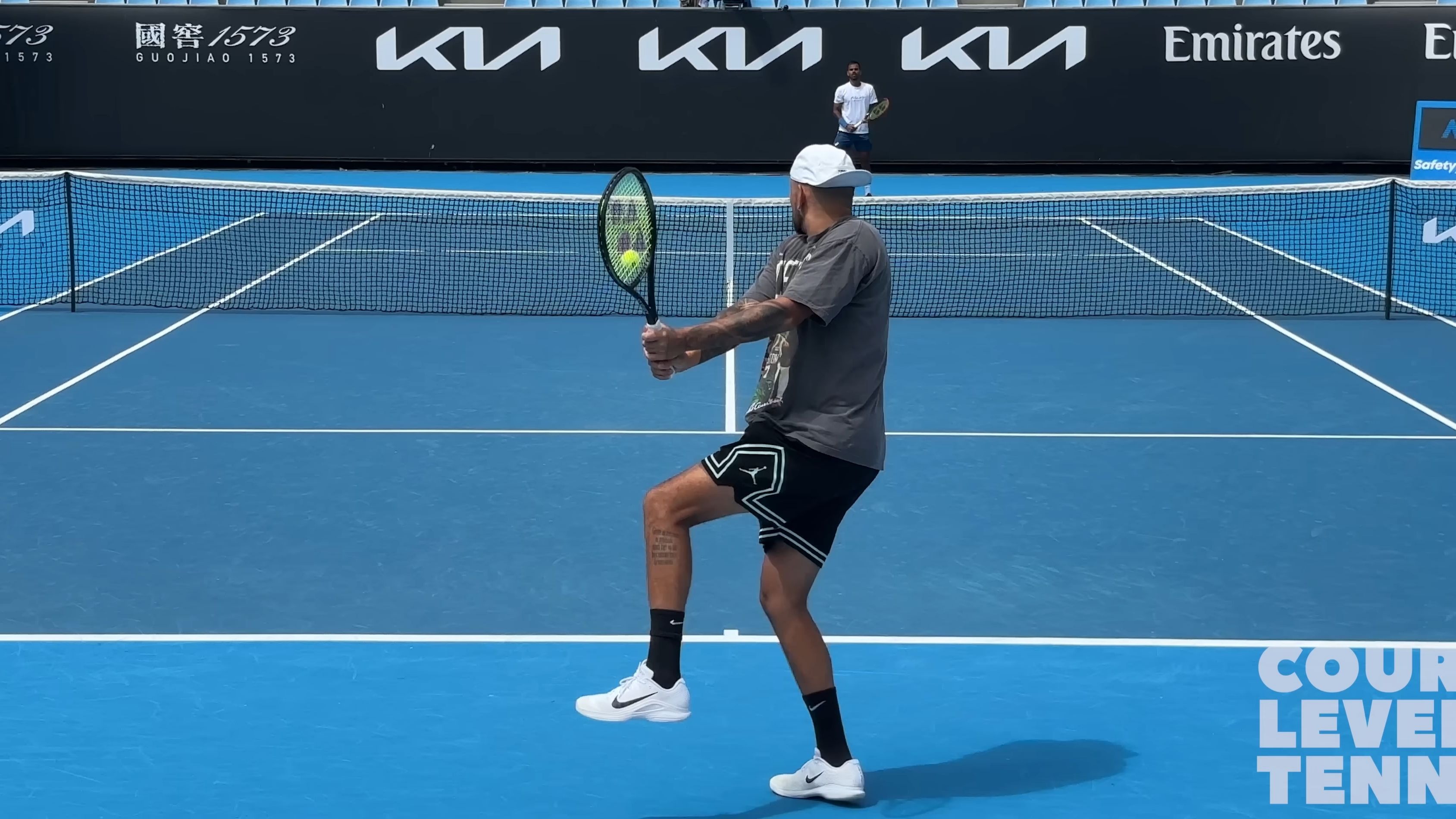 开云体育下载-澳大利亚网球队绝地反击日本网球队，克耶高斯高光表现的简单介绍