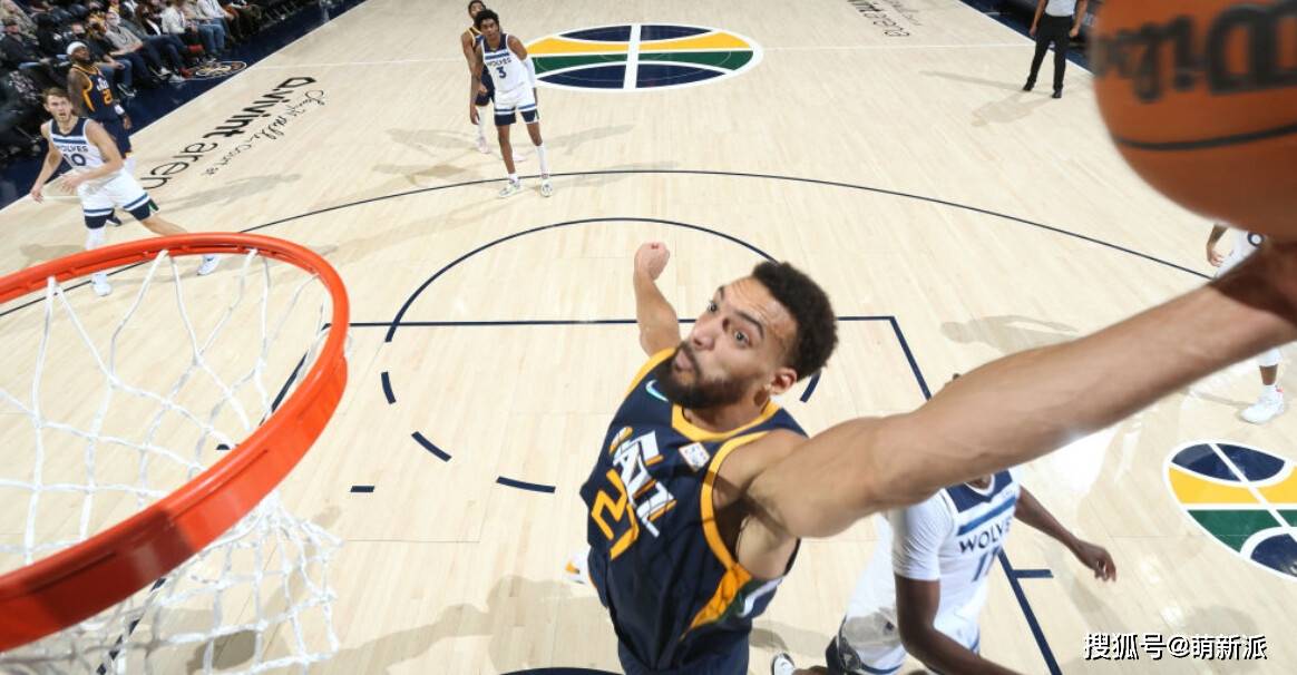 包含步行者客场力克老鹰，戈贝尔砍下20+10的词条