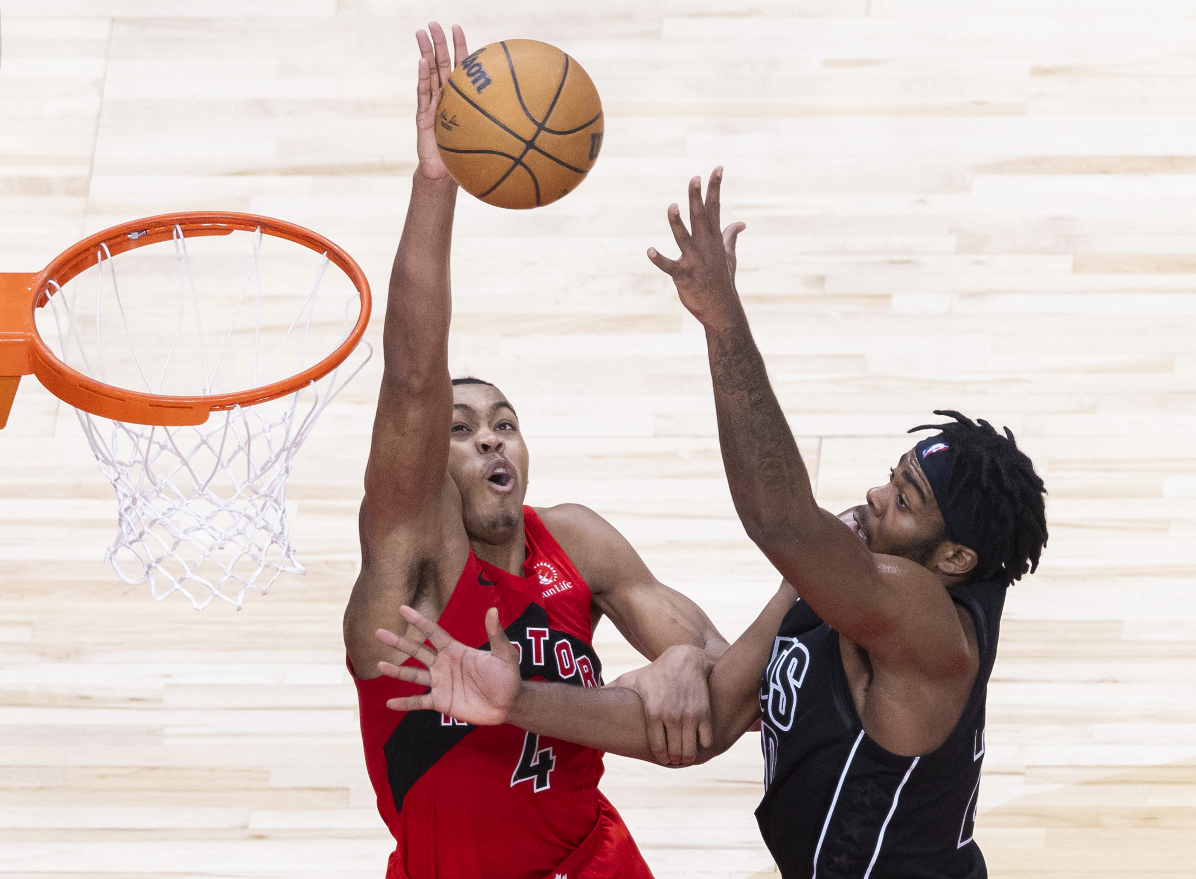 包含猛龙队实力出众,轻松取胜晋级季后赛的词条 包含猛龙队实力出众,轻松取胜晋级季后赛的词条