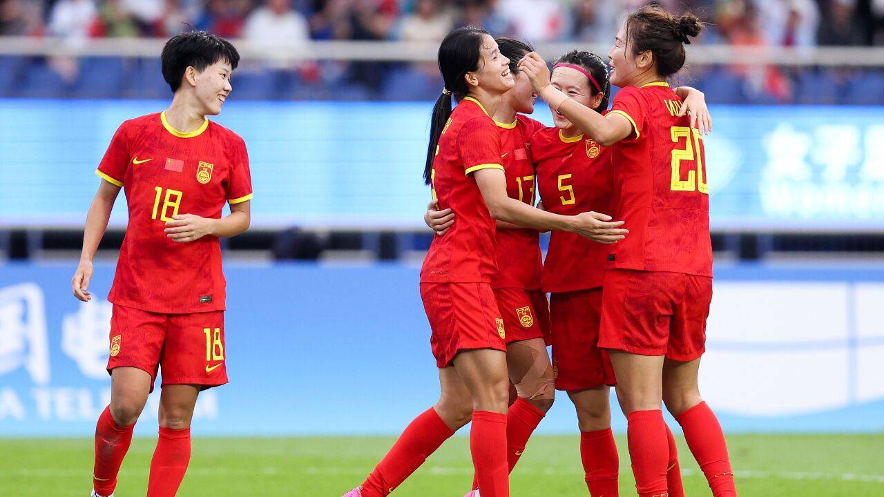 日本女足队连胜晋级，斩获赛场胜利