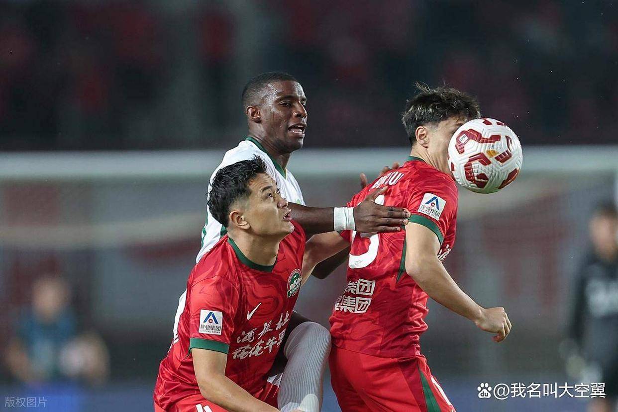 关于河南建业后防表现抢眼,助球队赢球的信息 关于河南建业后防表现抢眼,助球队赢球的信息