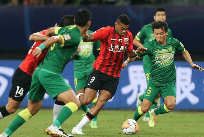 雷加大力击败对手取得胜利显露实力 雷加大力击败对手取得胜利显露实力