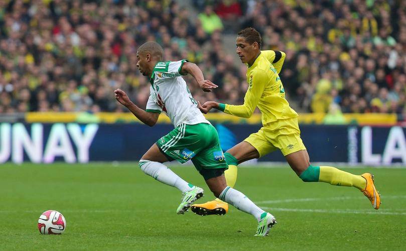 开云官网-法甲联赛火爆展开，劲敌激战