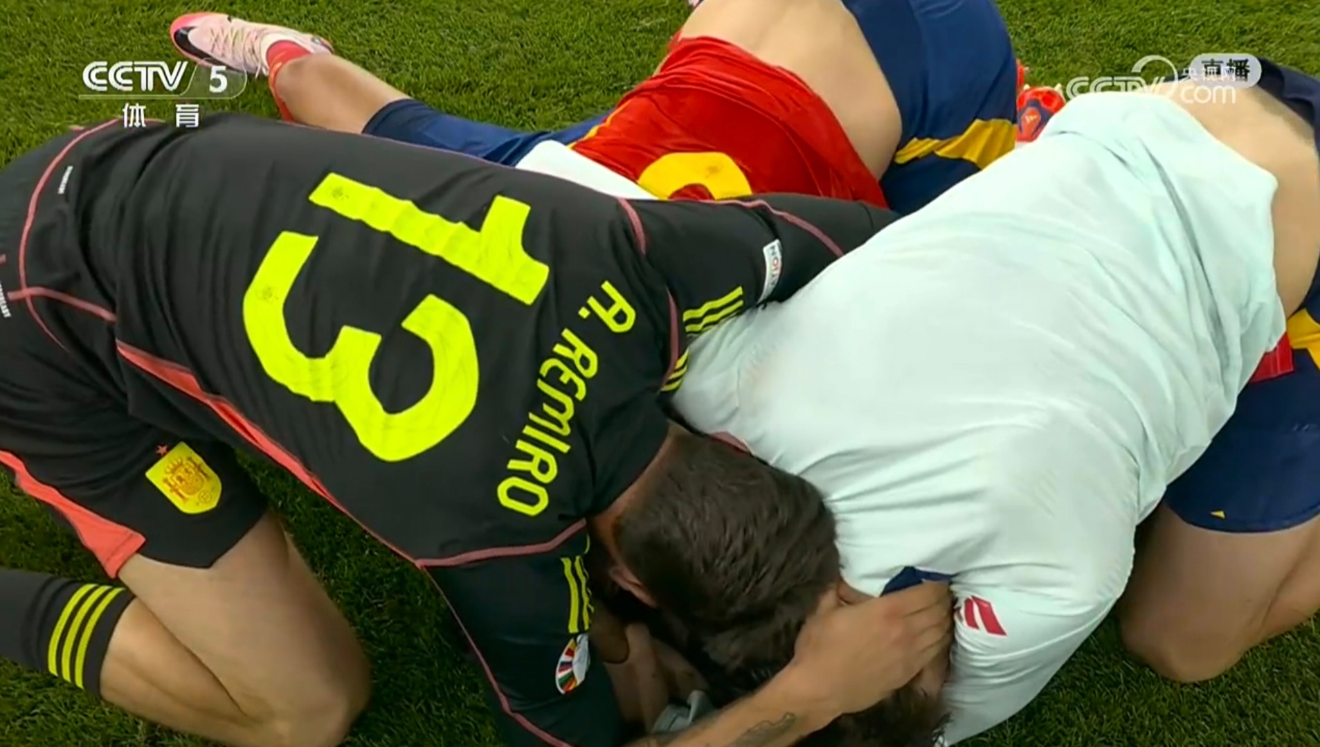 开云体育平台APP-巴萨横扫墨西哥，罗本完成帽子戏法的简单介绍