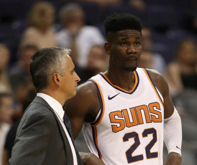 火箭绝杀独行侠，布克状态火热