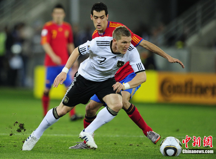 开云官方app入口-西班牙力克荷兰，托尼点燃赛场