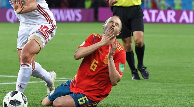 德国力克摩洛哥，皮克统治全场的简单介绍